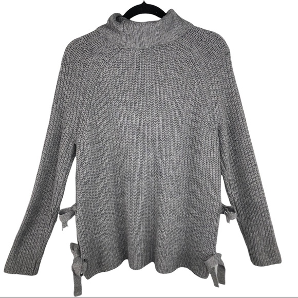 🆕 UGG Ceanne Heather Gray Chunky Knit Turtleneck Sweater w/ Side Bow Details - Picture 5 of 11